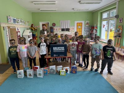 Zajęcia literacko-plastyczne w ramach projektu „Biblioteka Przedszkolaka”
